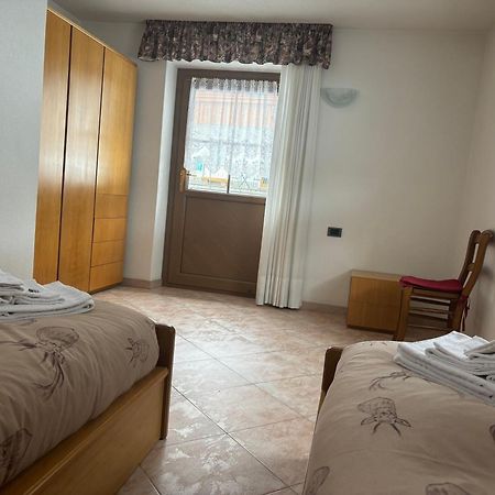 Chalet Bucaneve Santa Caterina Valfurva Bagian luar foto