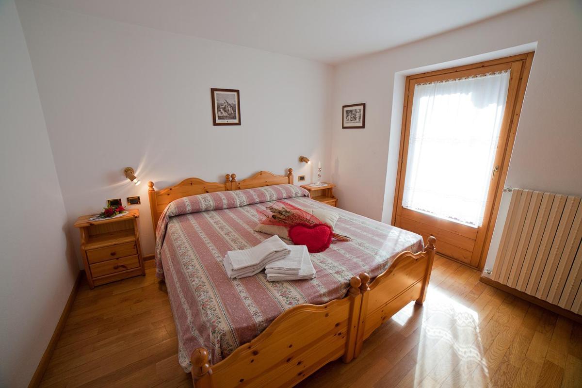 Chalet Bucaneve Santa Caterina Valfurva Bagian luar foto