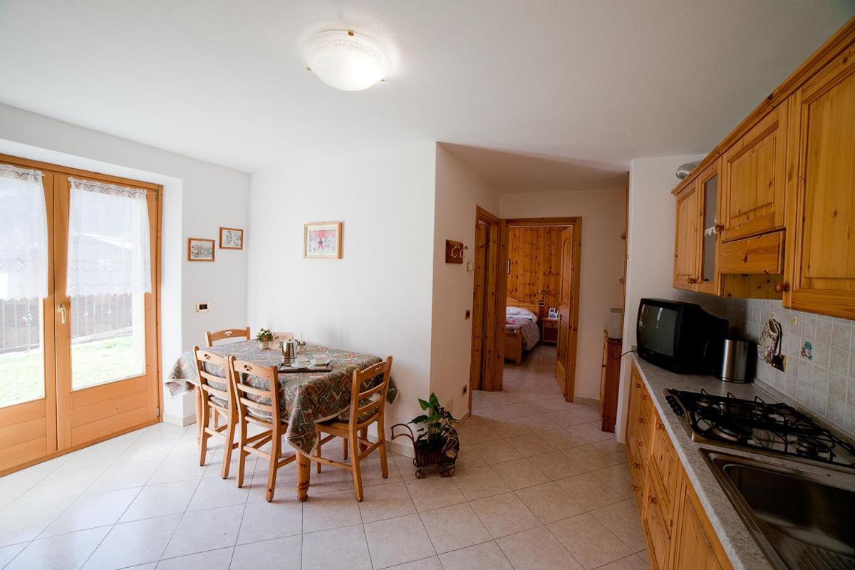 Chalet Bucaneve Santa Caterina Valfurva Bagian luar foto