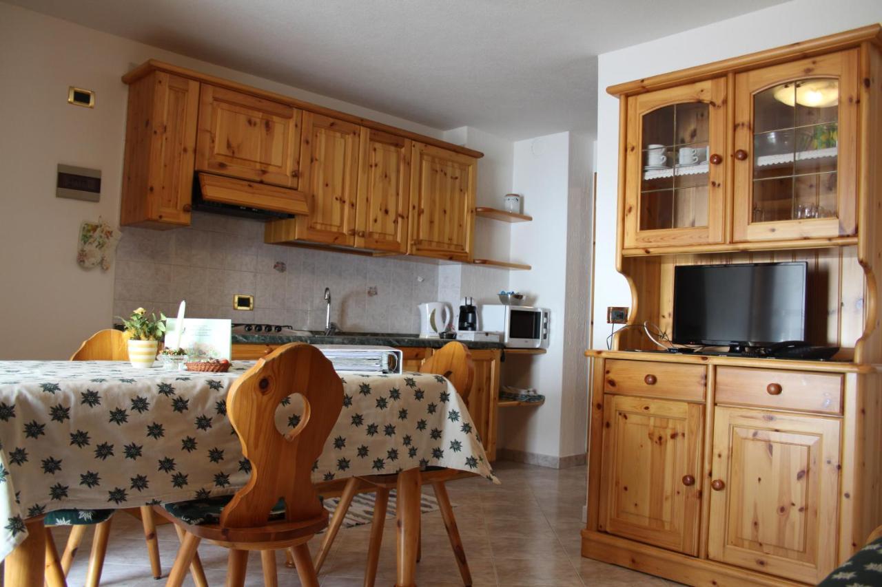 Chalet Bucaneve Santa Caterina Valfurva Bagian luar foto