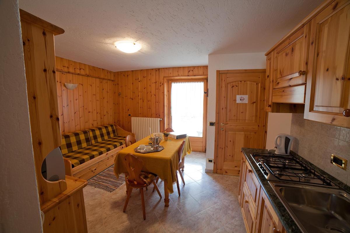 Chalet Bucaneve Santa Caterina Valfurva Bagian luar foto