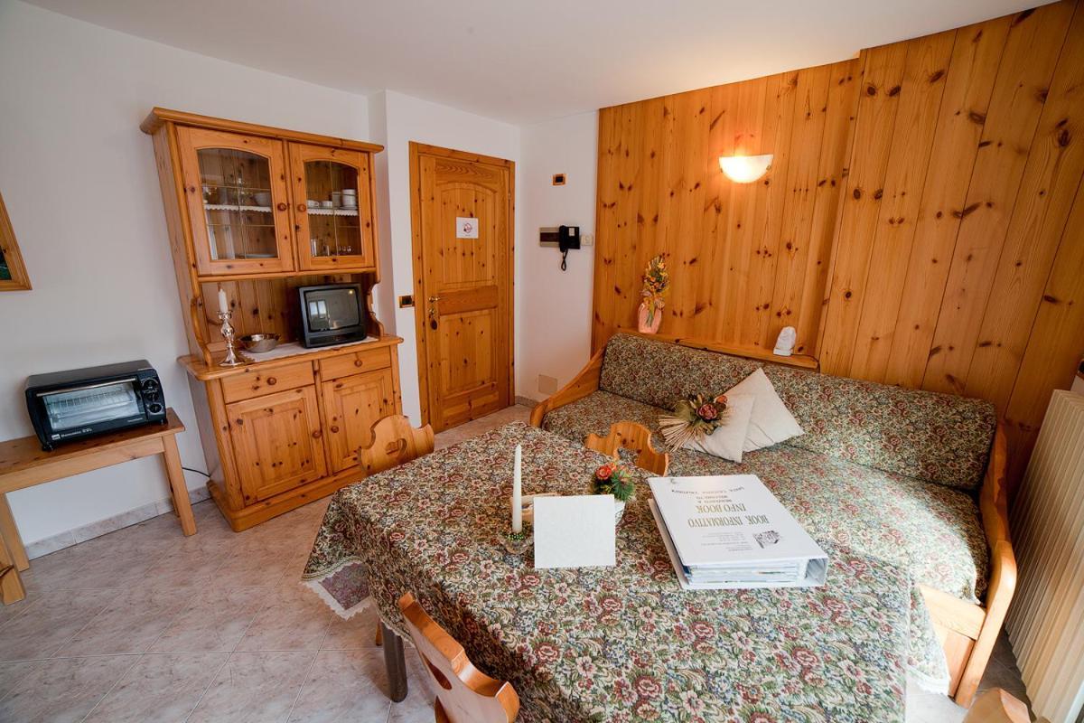 Chalet Bucaneve Santa Caterina Valfurva Bagian luar foto