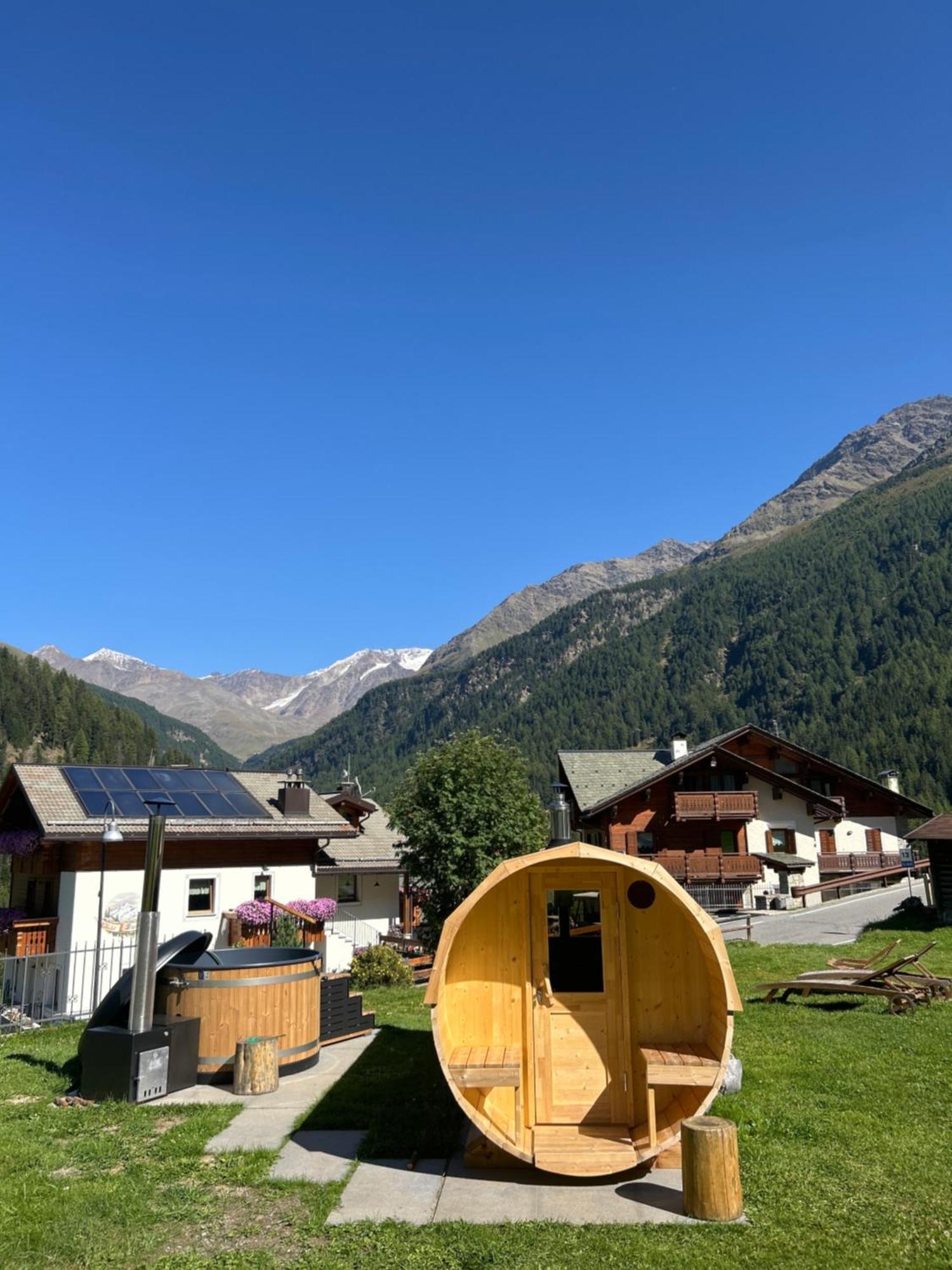 Chalet Bucaneve Santa Caterina Valfurva Bagian luar foto
