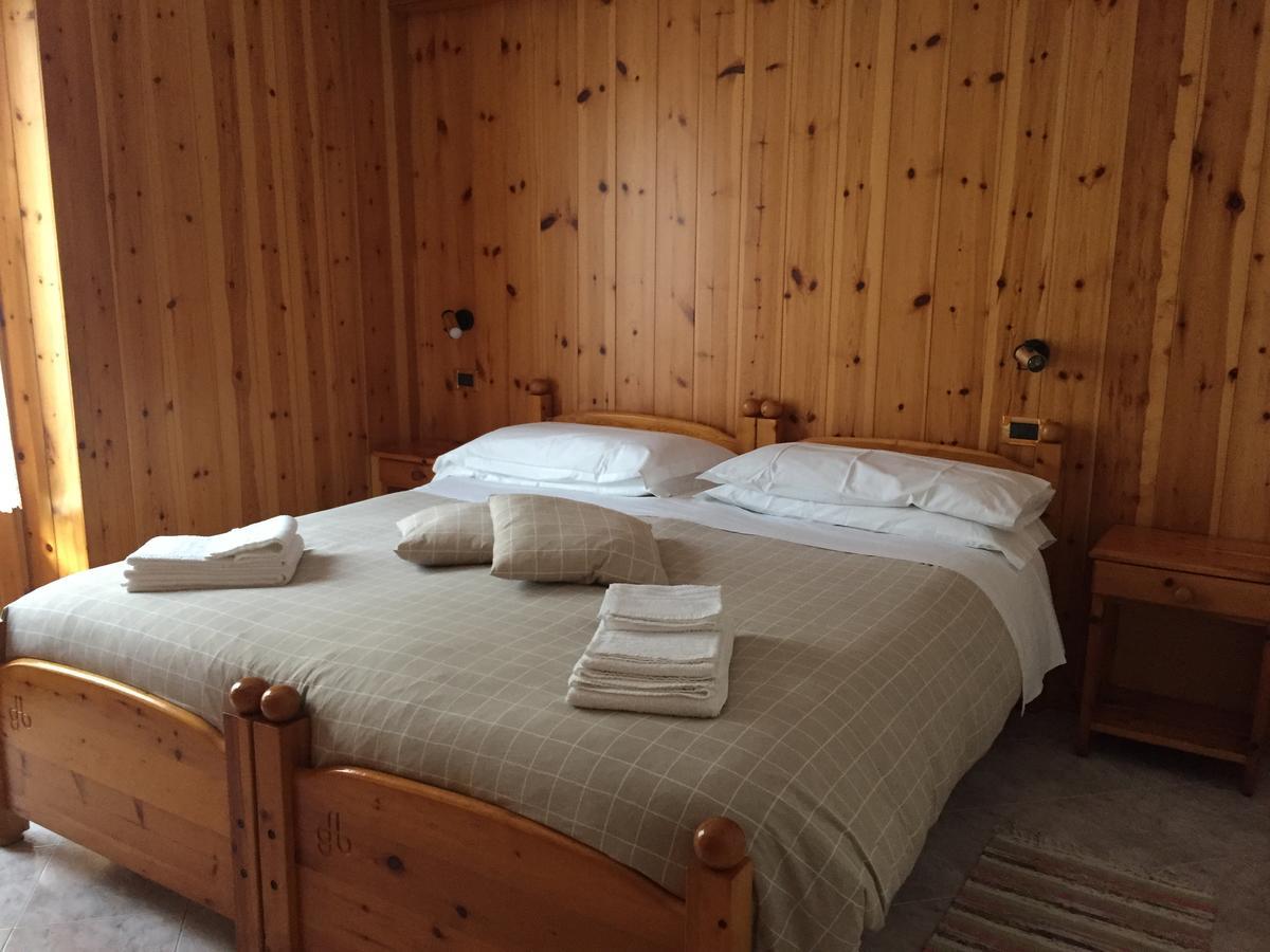 Chalet Bucaneve Santa Caterina Valfurva Bagian luar foto