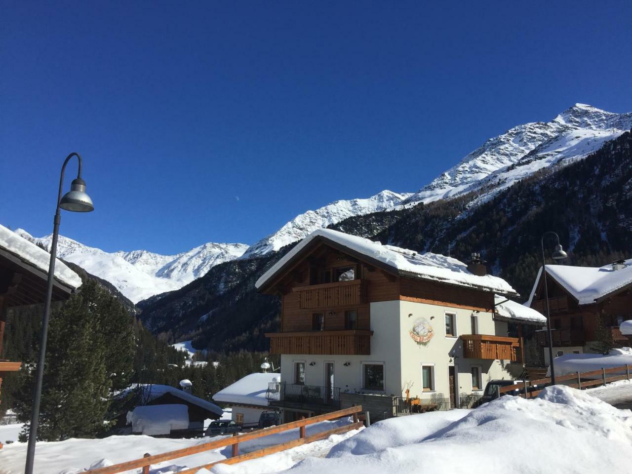 Chalet Bucaneve Santa Caterina Valfurva Bagian luar foto